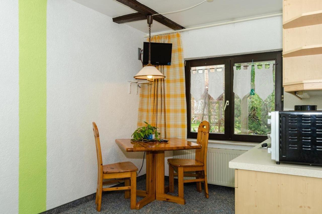 2-Personenappartement-In-Schaprode-Auf-Ruegen-Zi1 エクステリア 写真