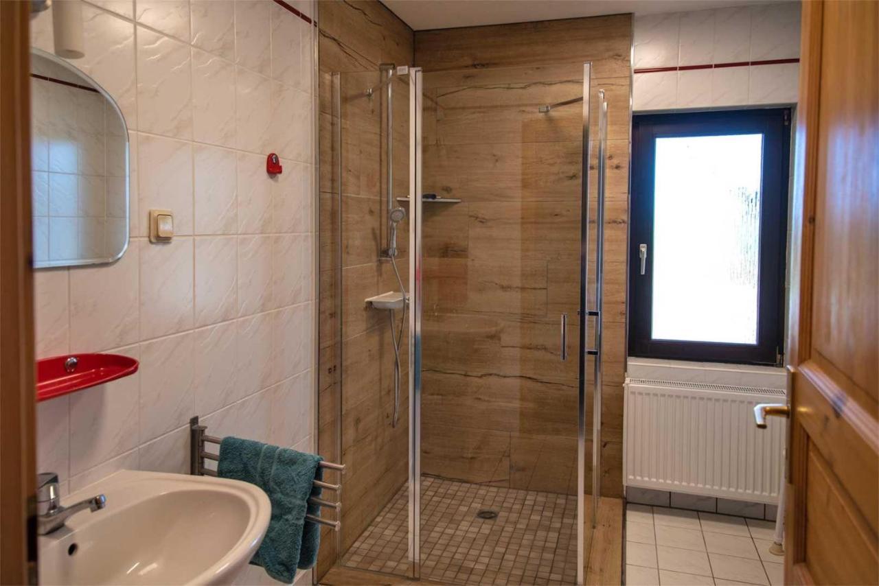 2-Personenappartement-In-Schaprode-Auf-Ruegen-Zi1 エクステリア 写真