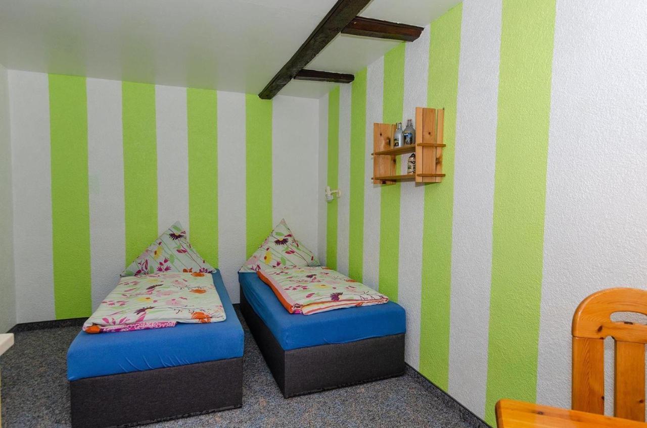 2-Personenappartement-In-Schaprode-Auf-Ruegen-Zi1 エクステリア 写真